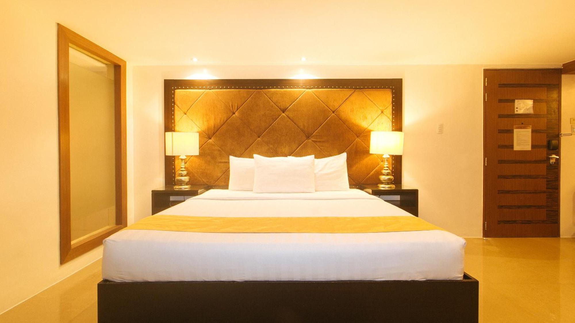 Torre Venezia Suites Quezon City Dış mekan fotoğraf