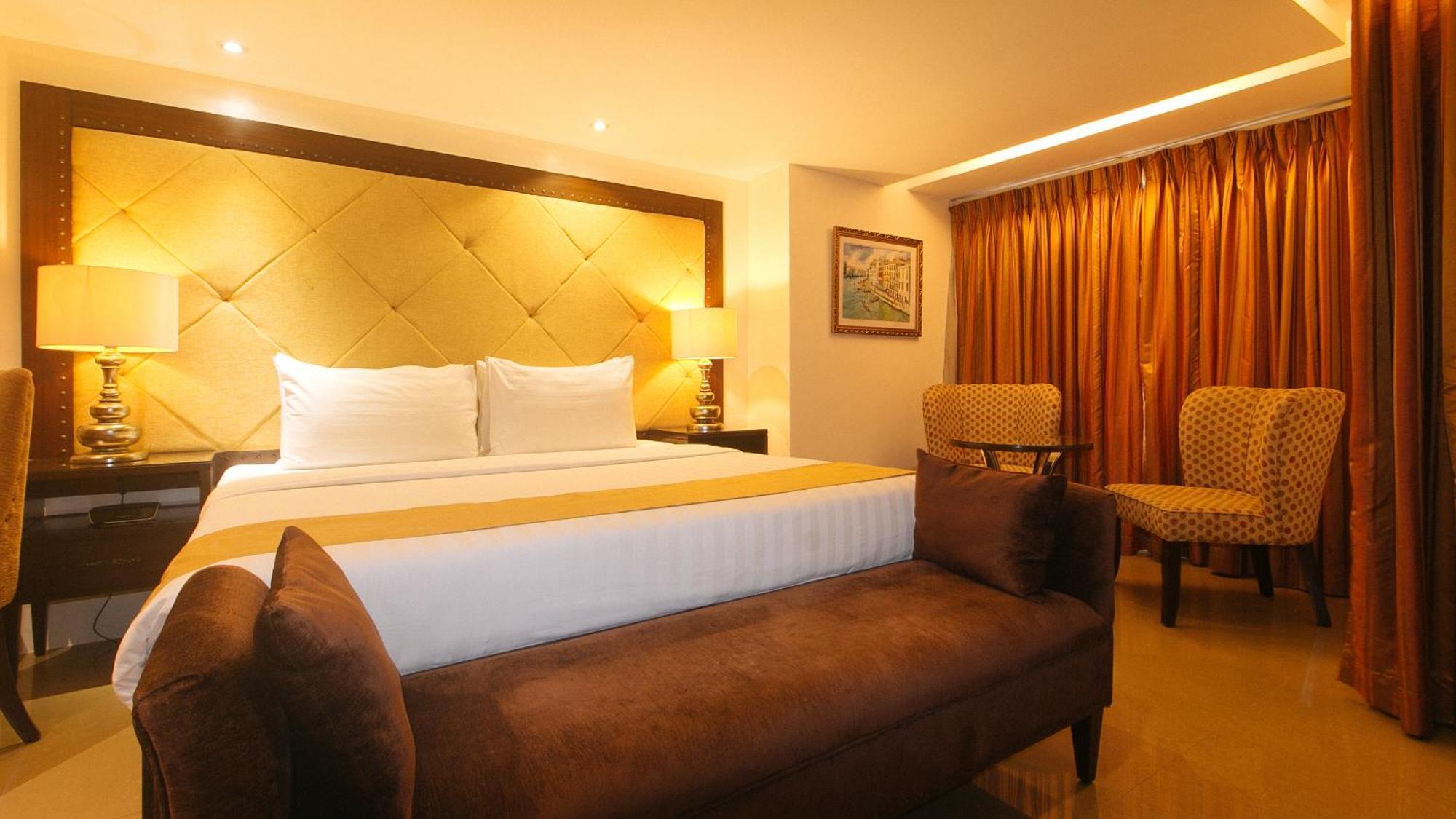 Torre Venezia Suites Quezon City Dış mekan fotoğraf