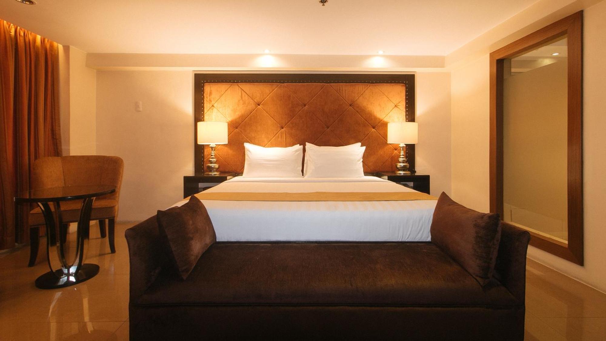 Torre Venezia Suites Quezon City Dış mekan fotoğraf