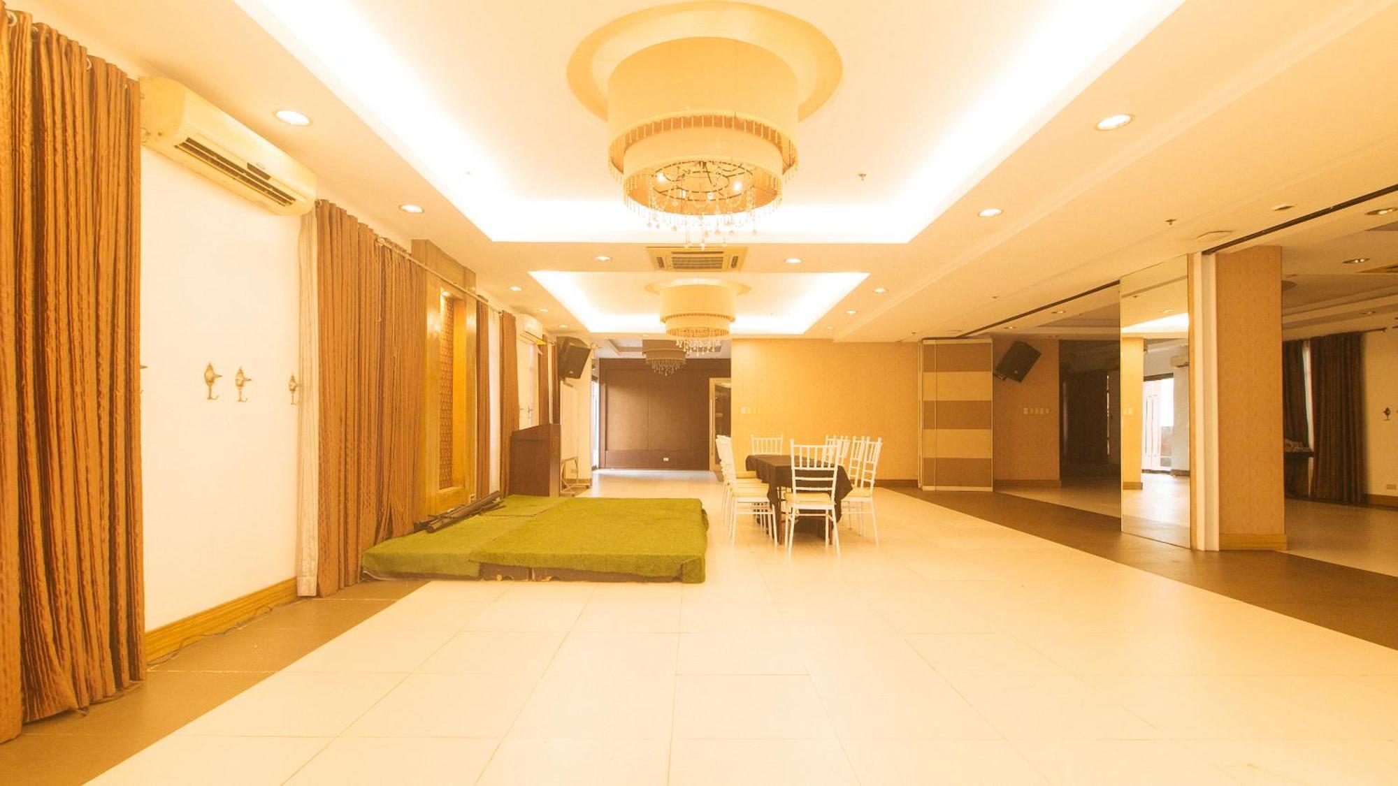 Torre Venezia Suites Quezon City Dış mekan fotoğraf