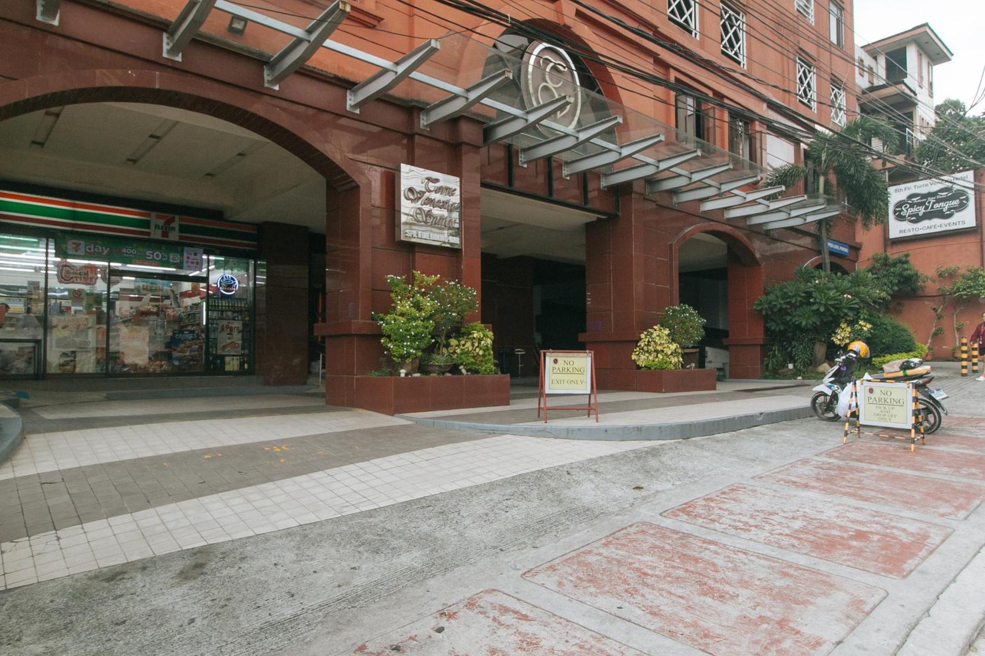 Torre Venezia Suites Quezon City Dış mekan fotoğraf